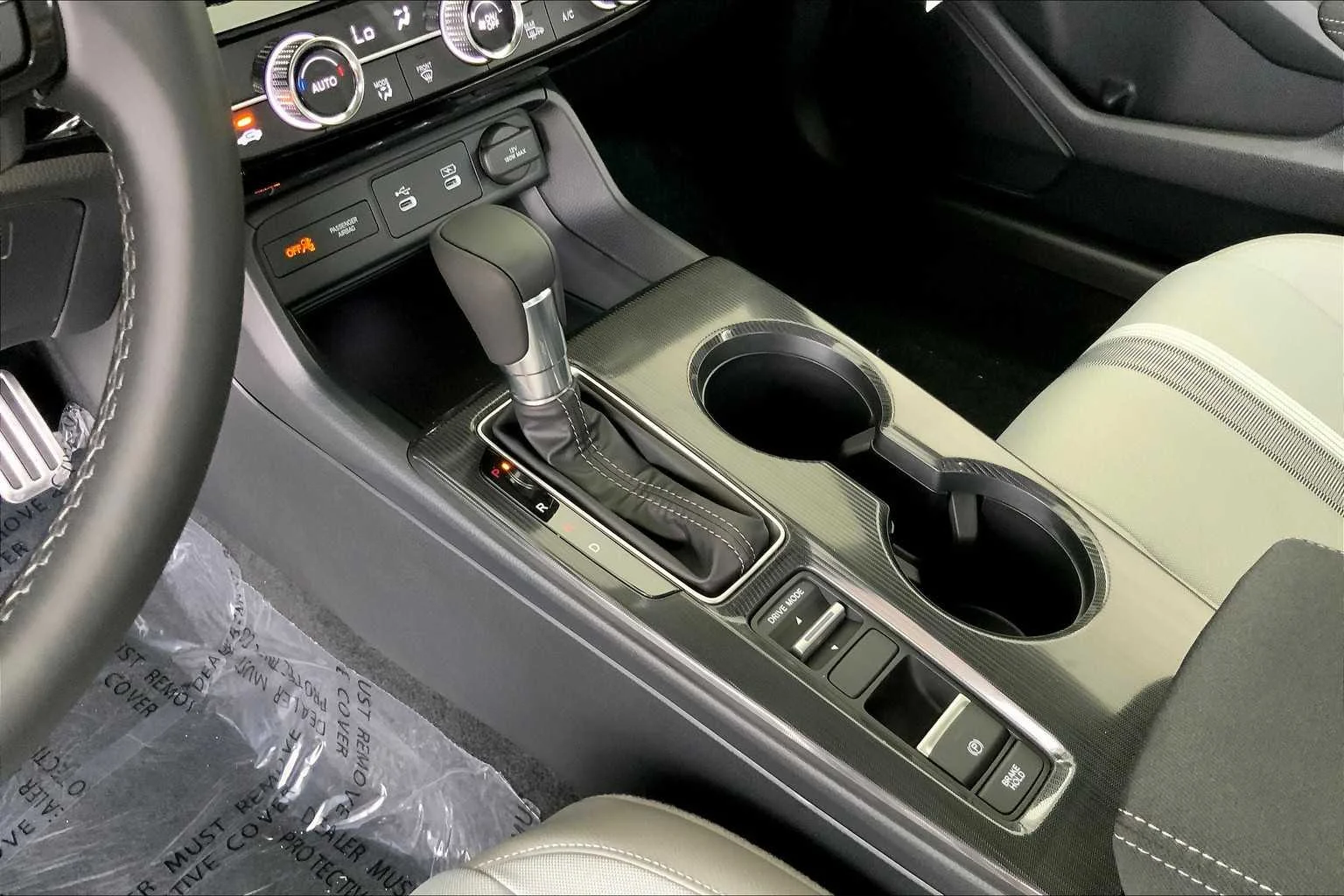 2026 Honda Civic Hatchback Sport - Photo 8