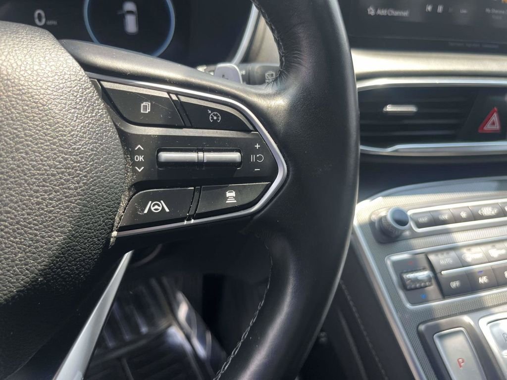 Used 2023 White Hyundai Limited image 19