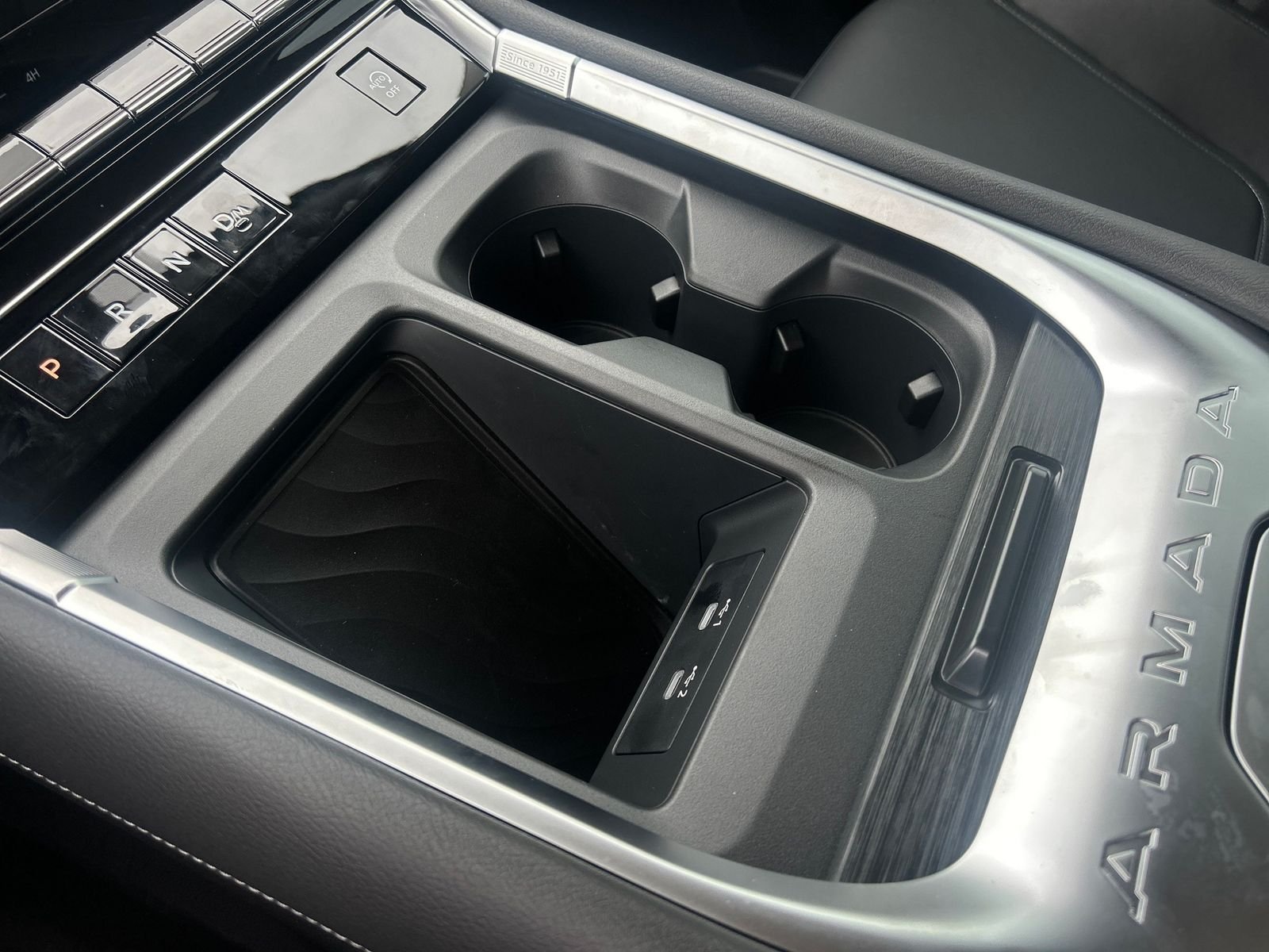 2025 Nissan Armada SV - Photo 36