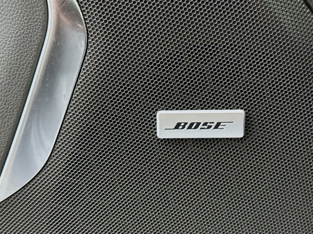 Used 2024 Gray Chevrolet Z71 image 19