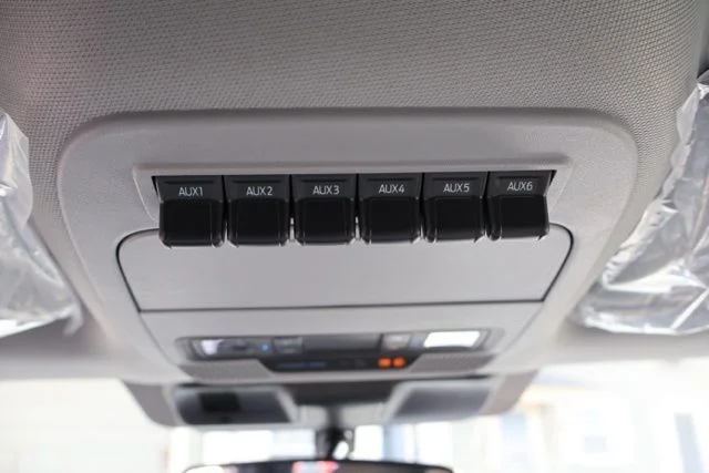 New 2026 Oxford White Ford F-550® XL image 26