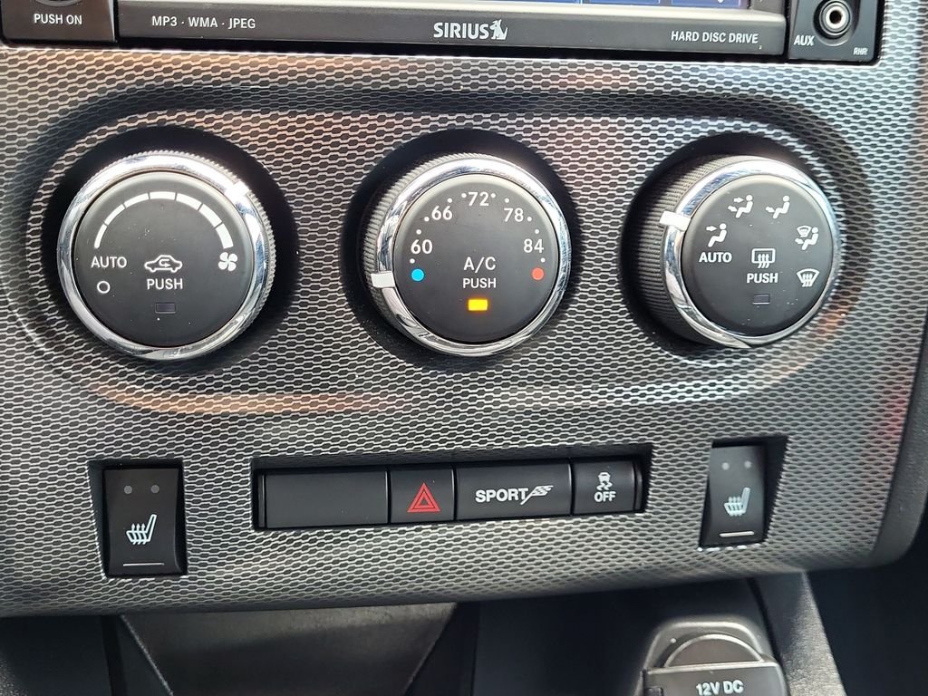Used 2013 Black Dodge R/T image 28
