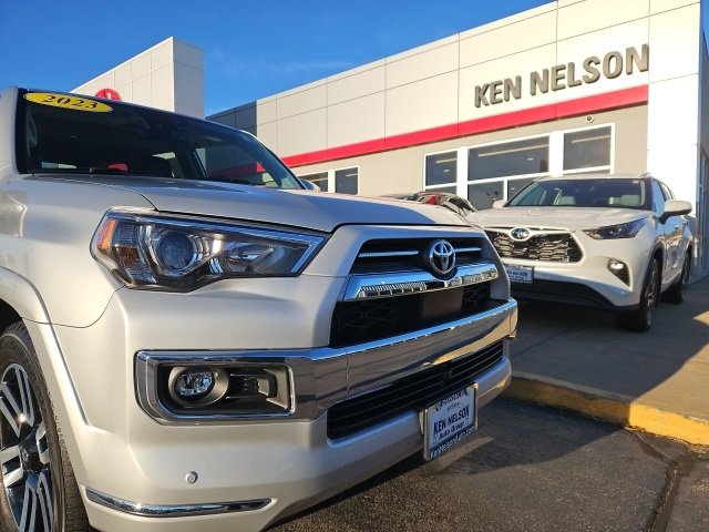 2023 Toyota 4Runner Limited photo 3