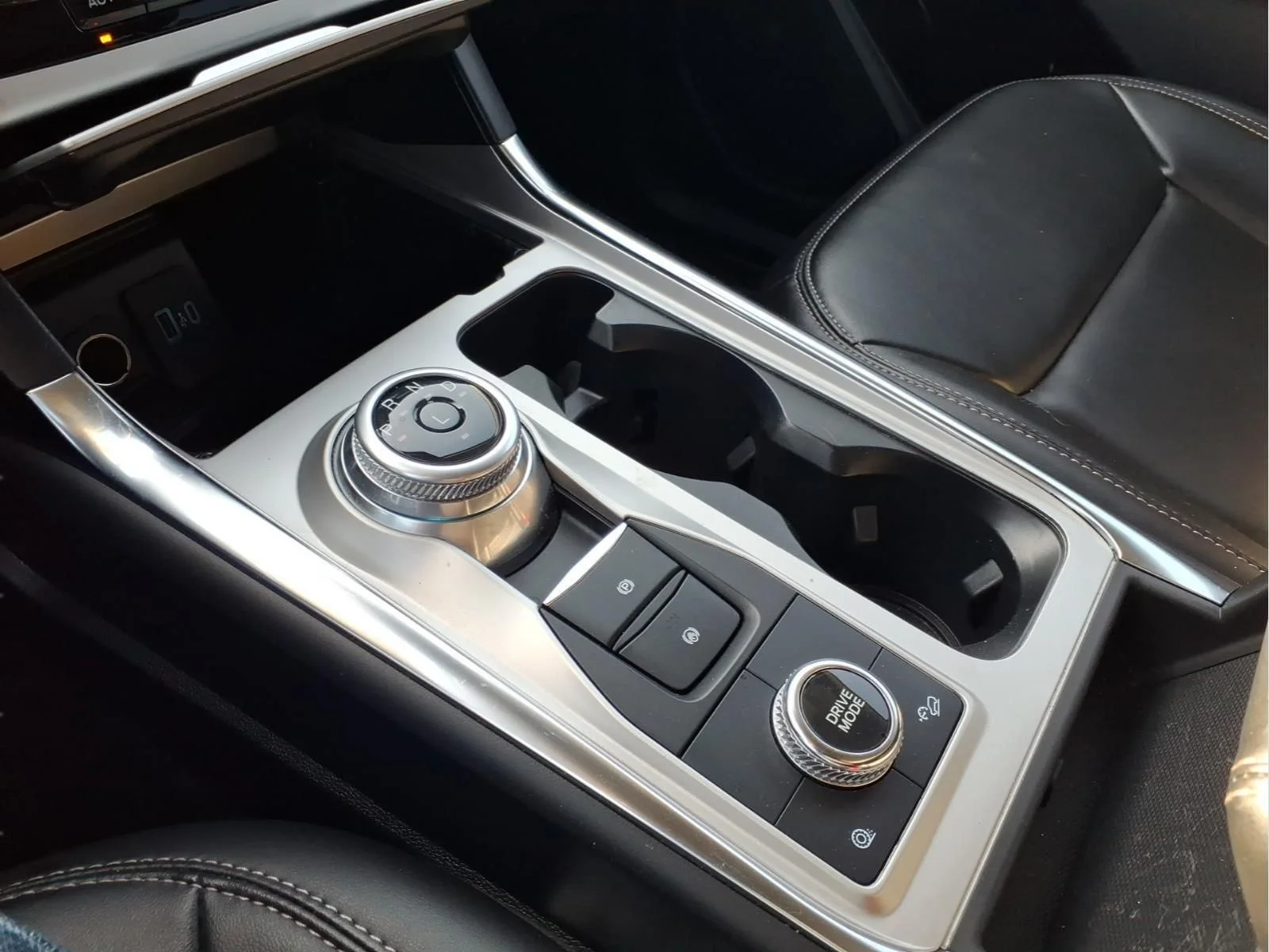 Used 2022 Black Ford XLT image 19