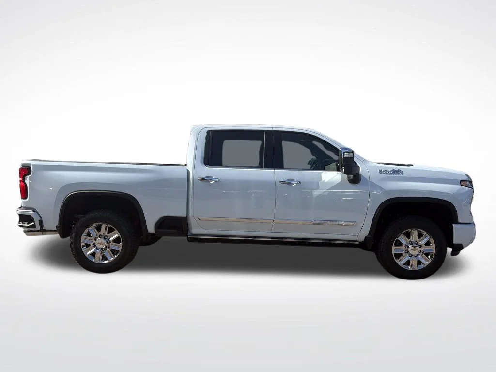 2026 Chevrolet Silverado 2500 HD High Country - Photo 36