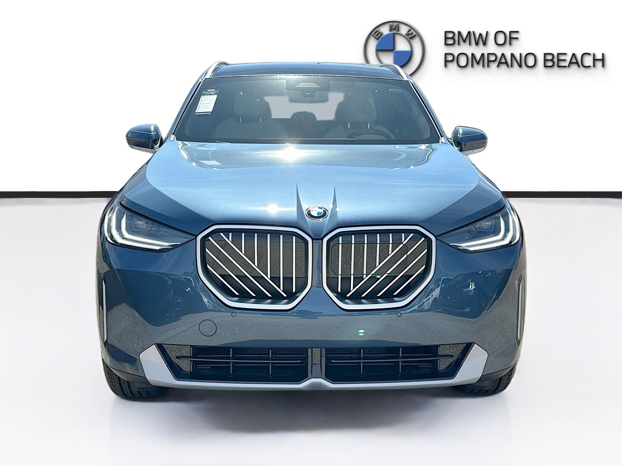 New 2026 Arctic Race Blue Metallic BMW 30 xDrive image 2