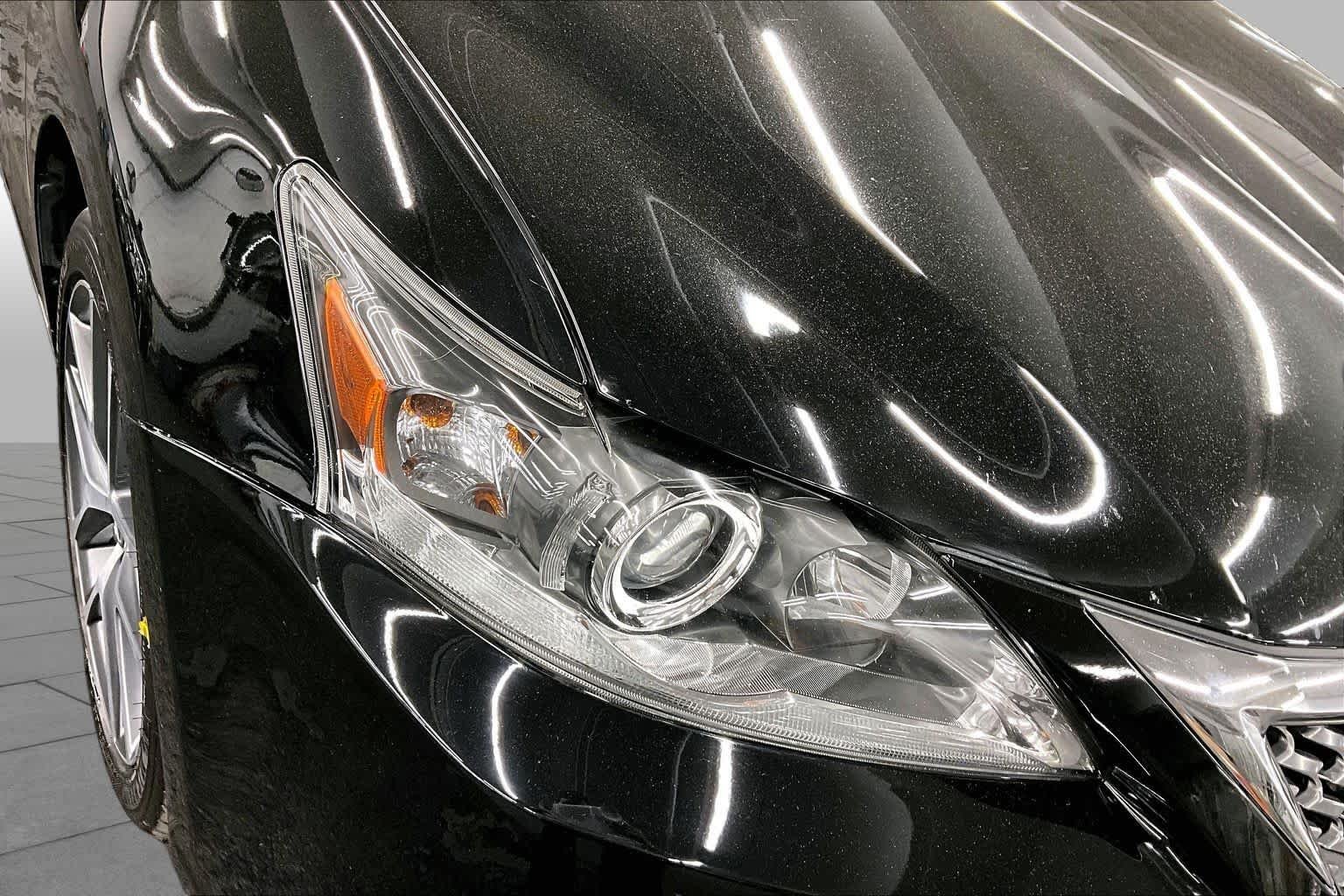Used 2017 Obsidian Lexus  image 27