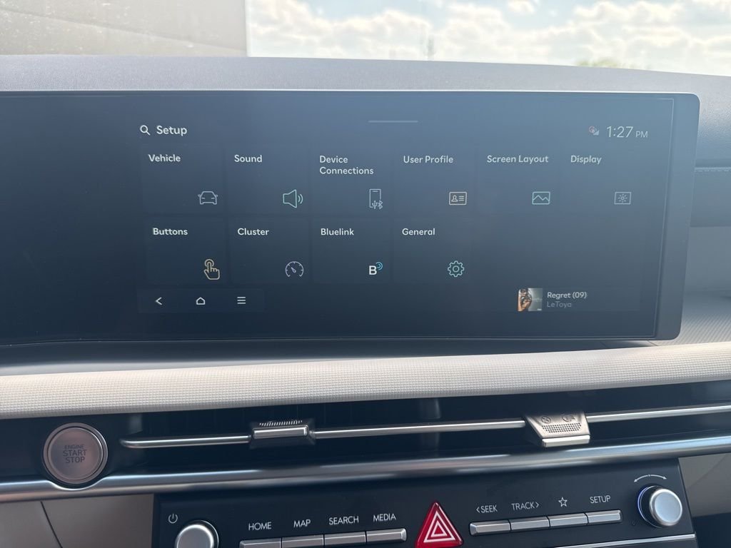 New 2026 White Hyundai SE image 22