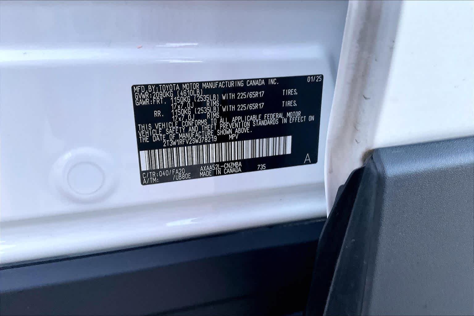 Used 2025 Ice Cap Toyota XLE image 34