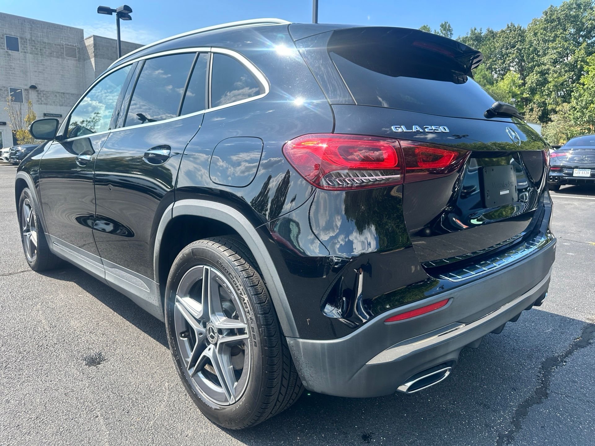 Used 2023 Black Mercedes-Benz GLA 250 image 21