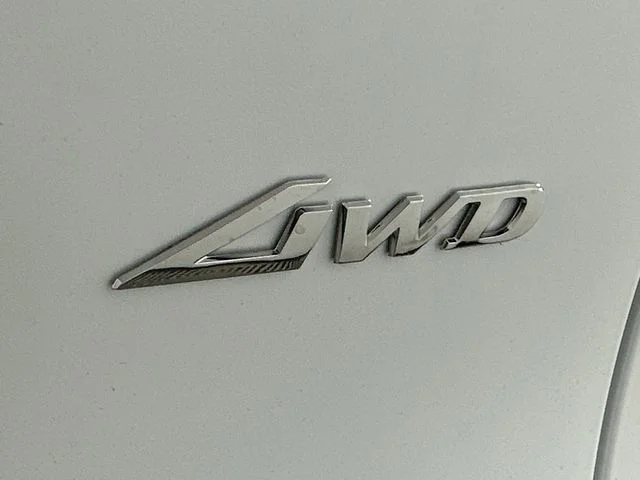 New 2026 White Genesis 2.5T image 27