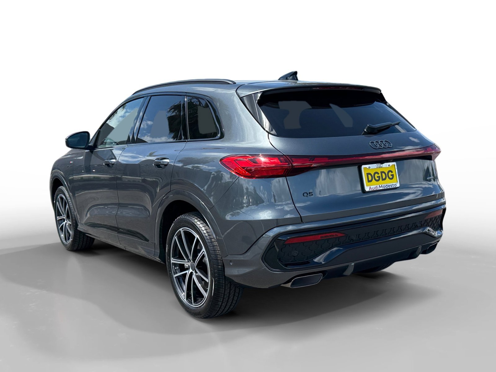 New 2026 Daytona Gray Pearl Effect Audi Prestige 2.0 TFSI quattro image 3