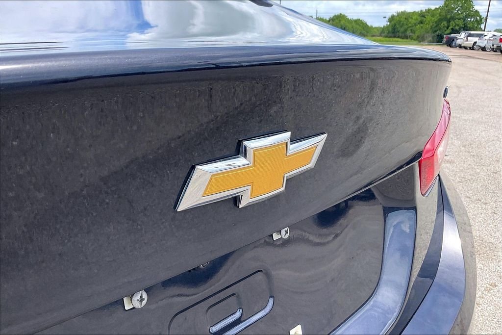 Certified Used 2023 Gray Chevrolet LT image 27