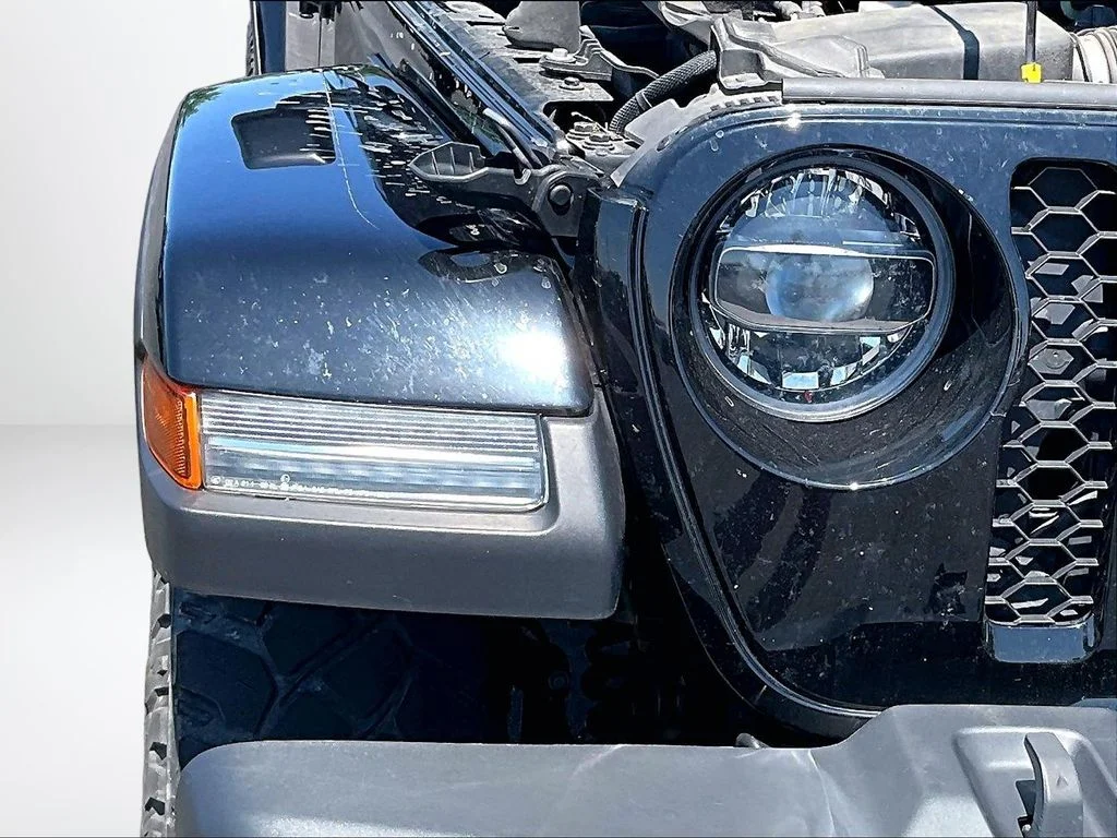 Used 2022 Black Jeep Willys image 26