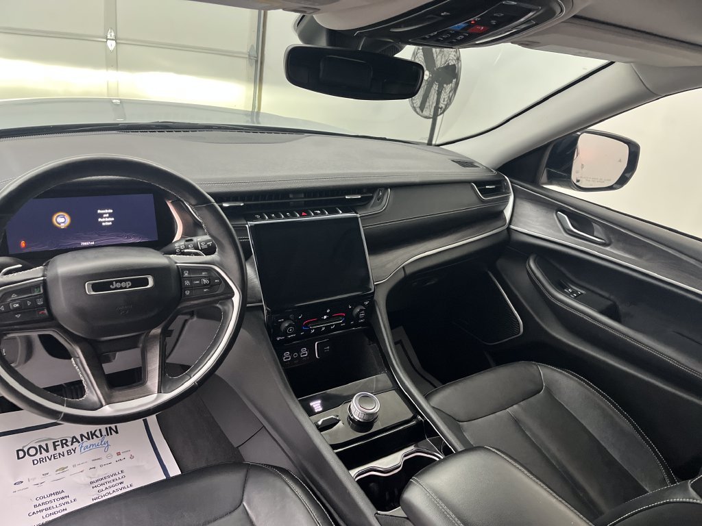 Used 2021 Silver Jeep Limited image 14