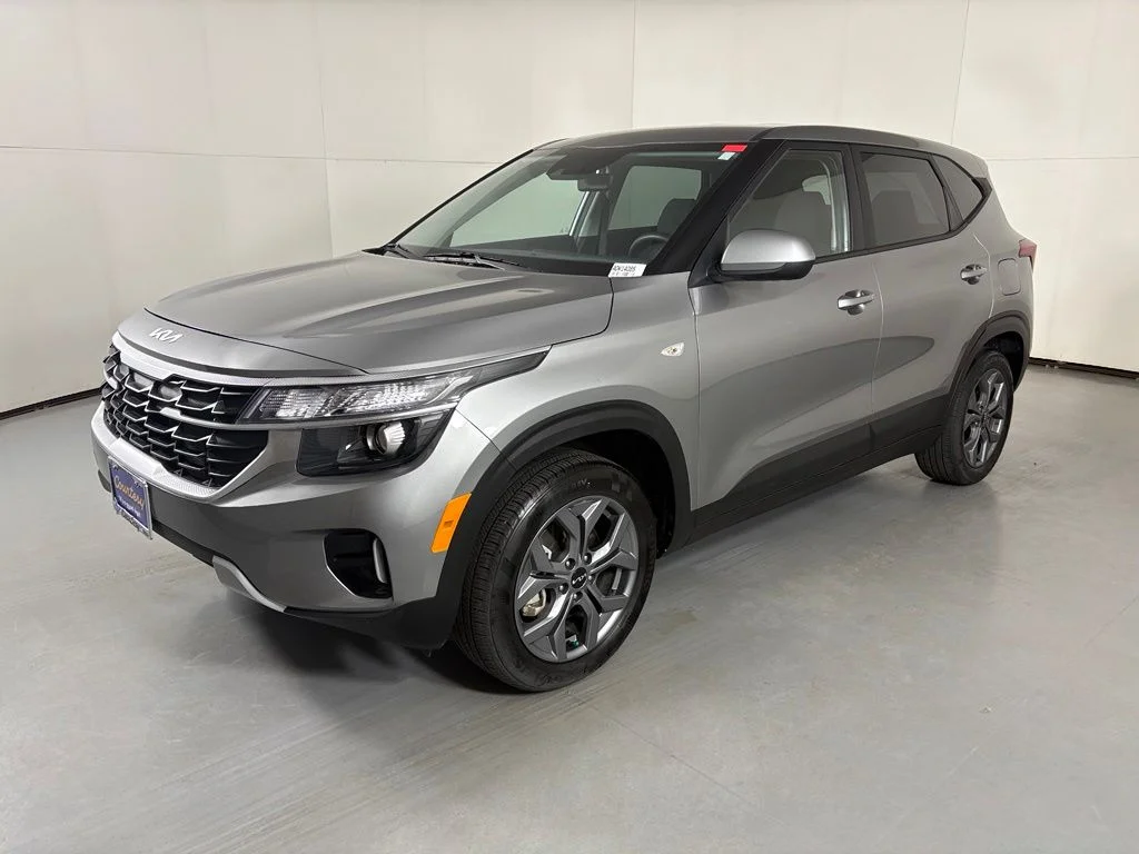 Used 2026 Gray Kia LX image 4