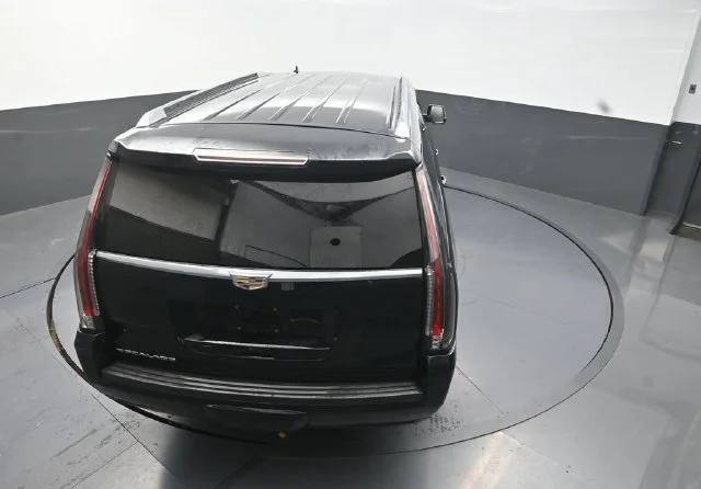 Used 2020 Black Cadillac Premium image 29
