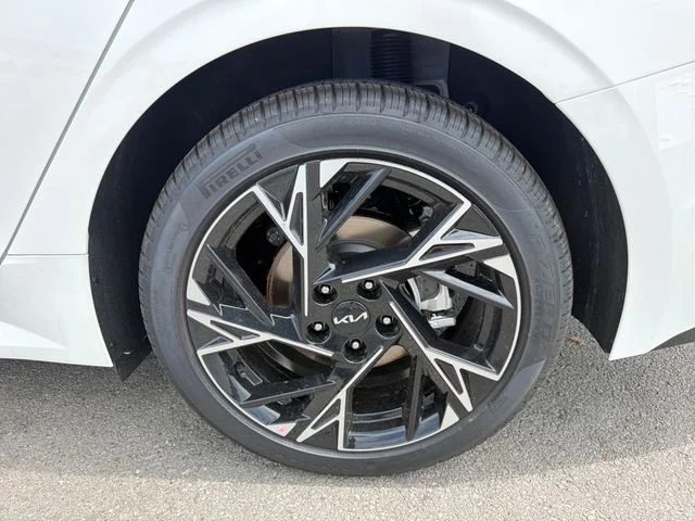 New 2026 White Kia GT-Line image 25