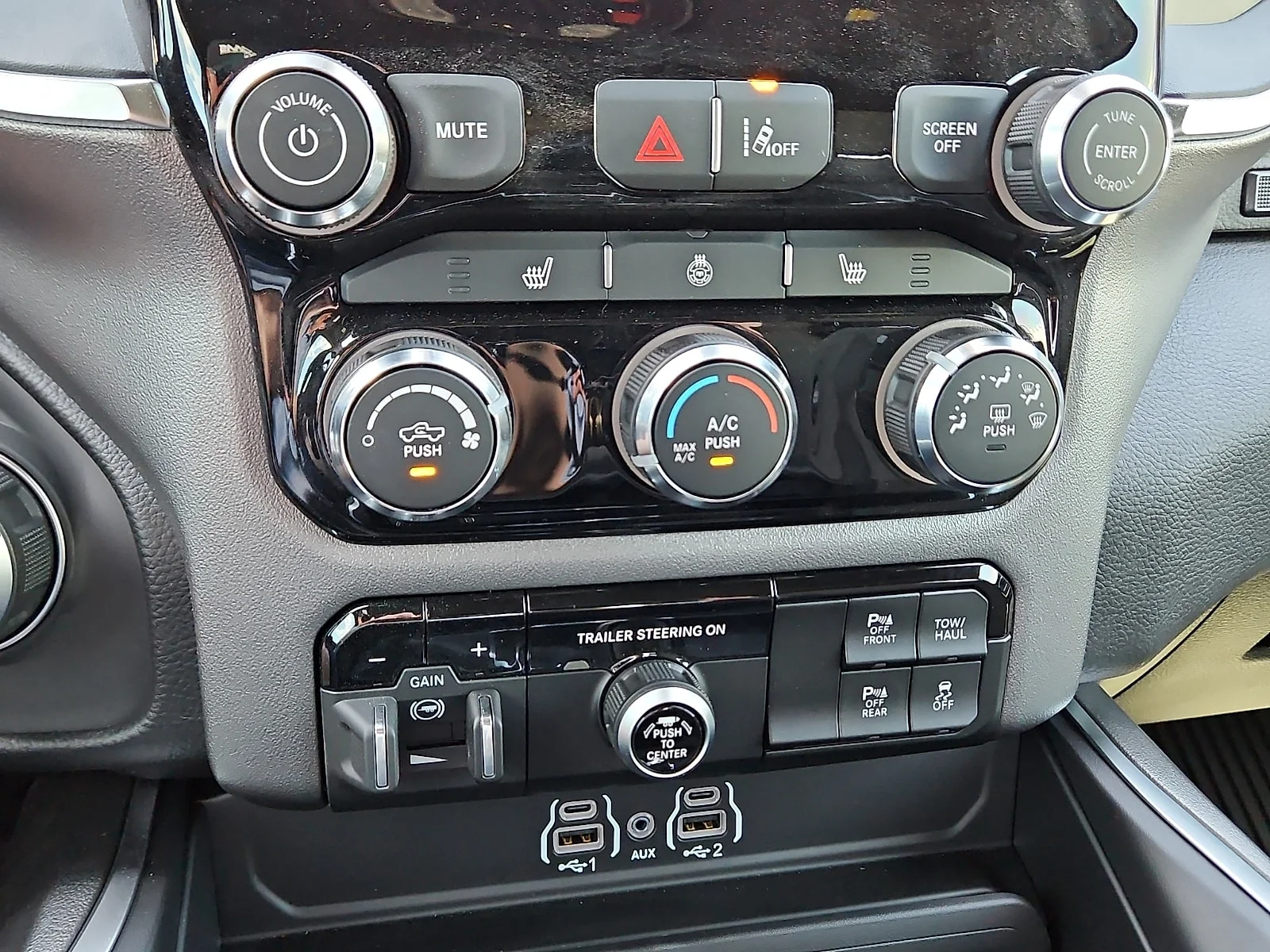 New 2026 PW7 Bright Whit Ram LONE STAR CREW CAB 4X4 5