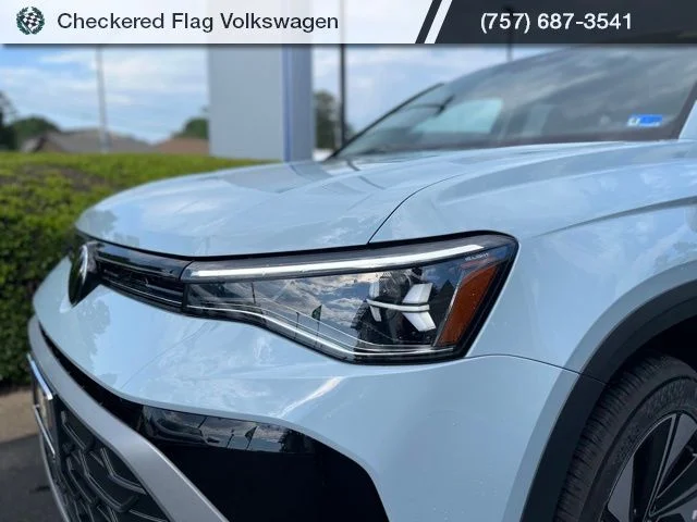 New 2026 Gray Volkswagen 1.5T SE image 12