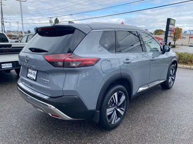 2023 Nissan Rogue Platinum photo 3