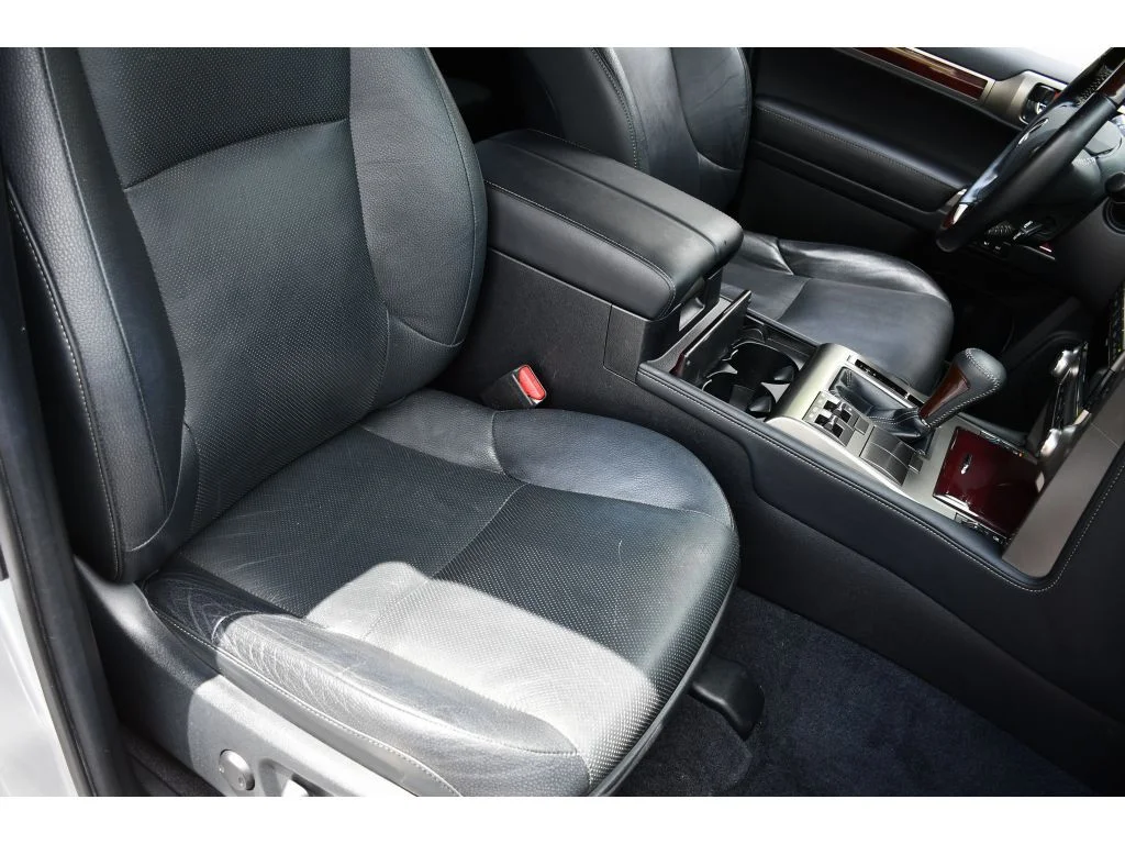 Used 2019 Silver Lining Metallic Lexus Premium image 29
