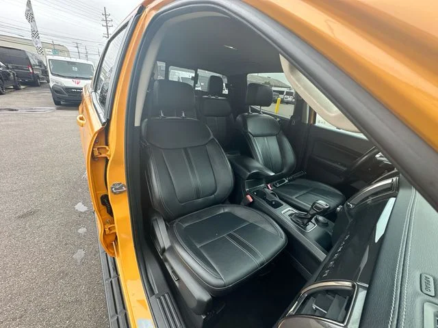 Used 2022 Orange Ford Lariat image 26