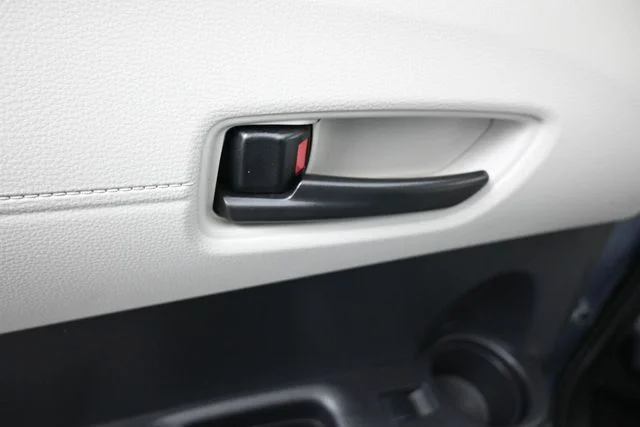 Used 2025 Blue Toyota L image 11