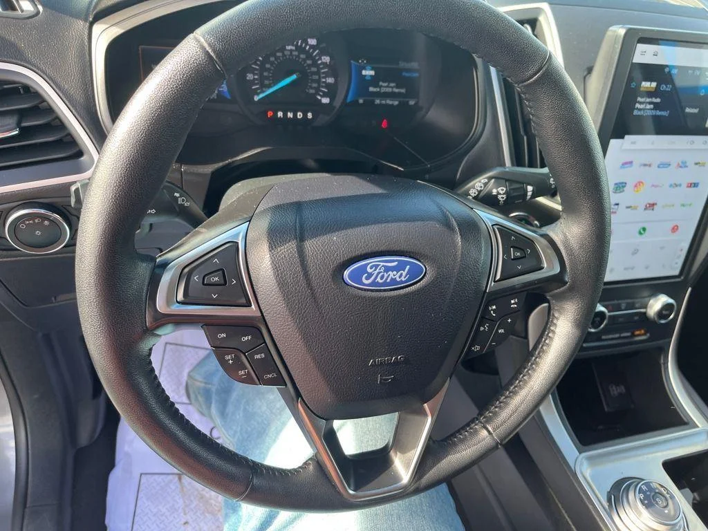 2024 Ford Edge SEL - Photo 10