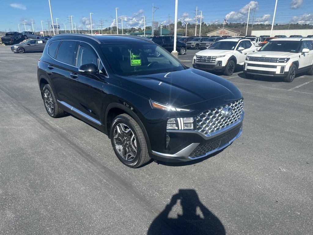 Certified Used 2023 Black Hyundai SEL Premium image 2