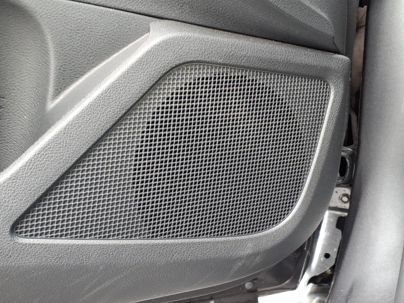 Used 2024 Gun Metallic Nissan 2.5 SV image 5