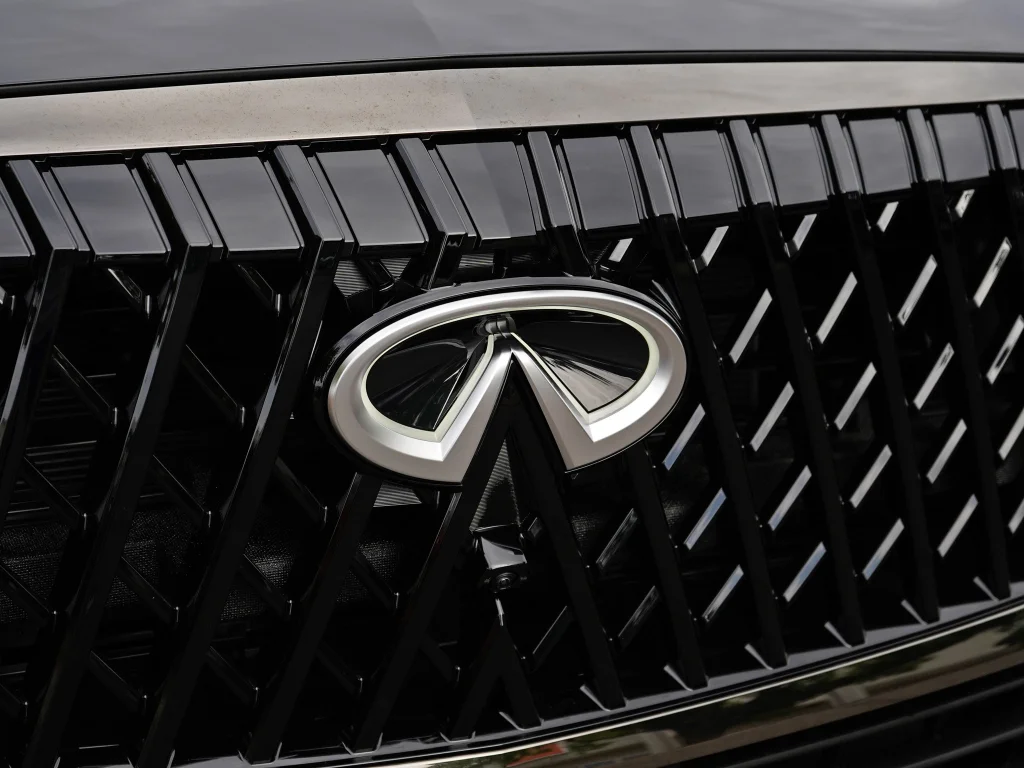 New 2027 MINERAL BLACK INFINITI Sport 4WD image 2