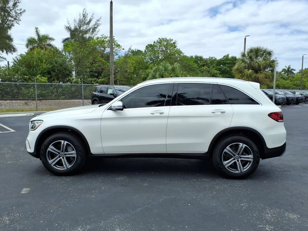Used 2021 Polar White Mercedes-Benz GLC 300 image 3