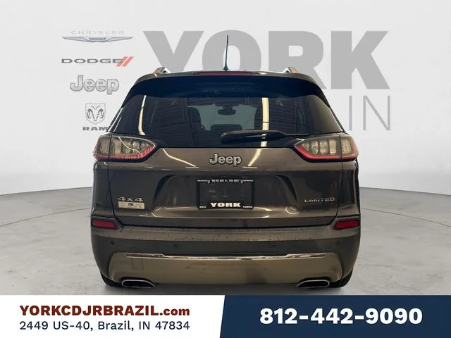 Used 2019 Gray Jeep Limited image 4