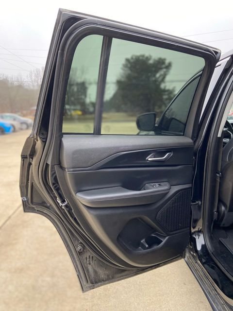 2023 Jeep Grand Cherokee Laredo - Photo 11