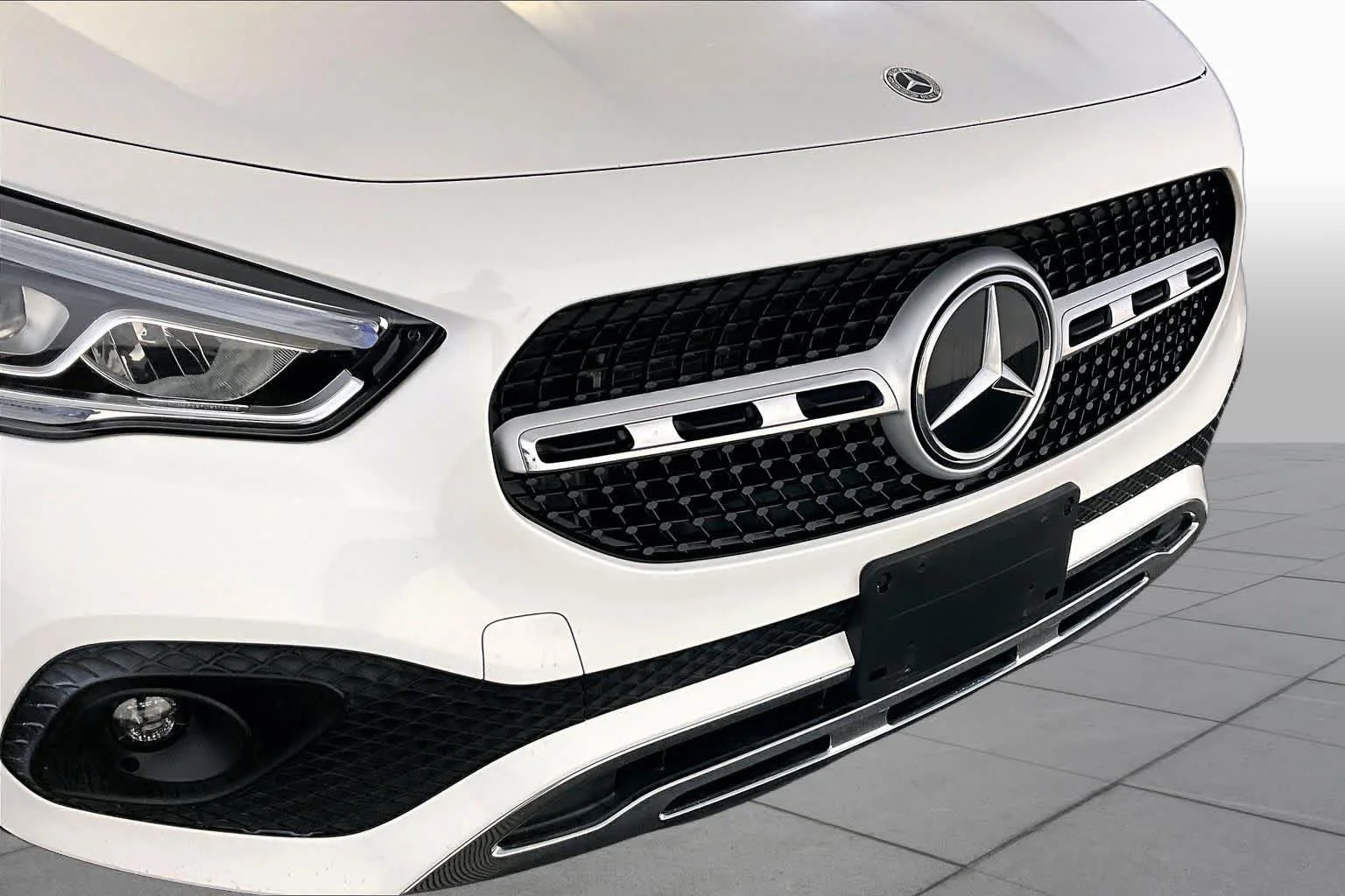Certified Used 2022 Polar White Mercedes-Benz GLA 250 image 32