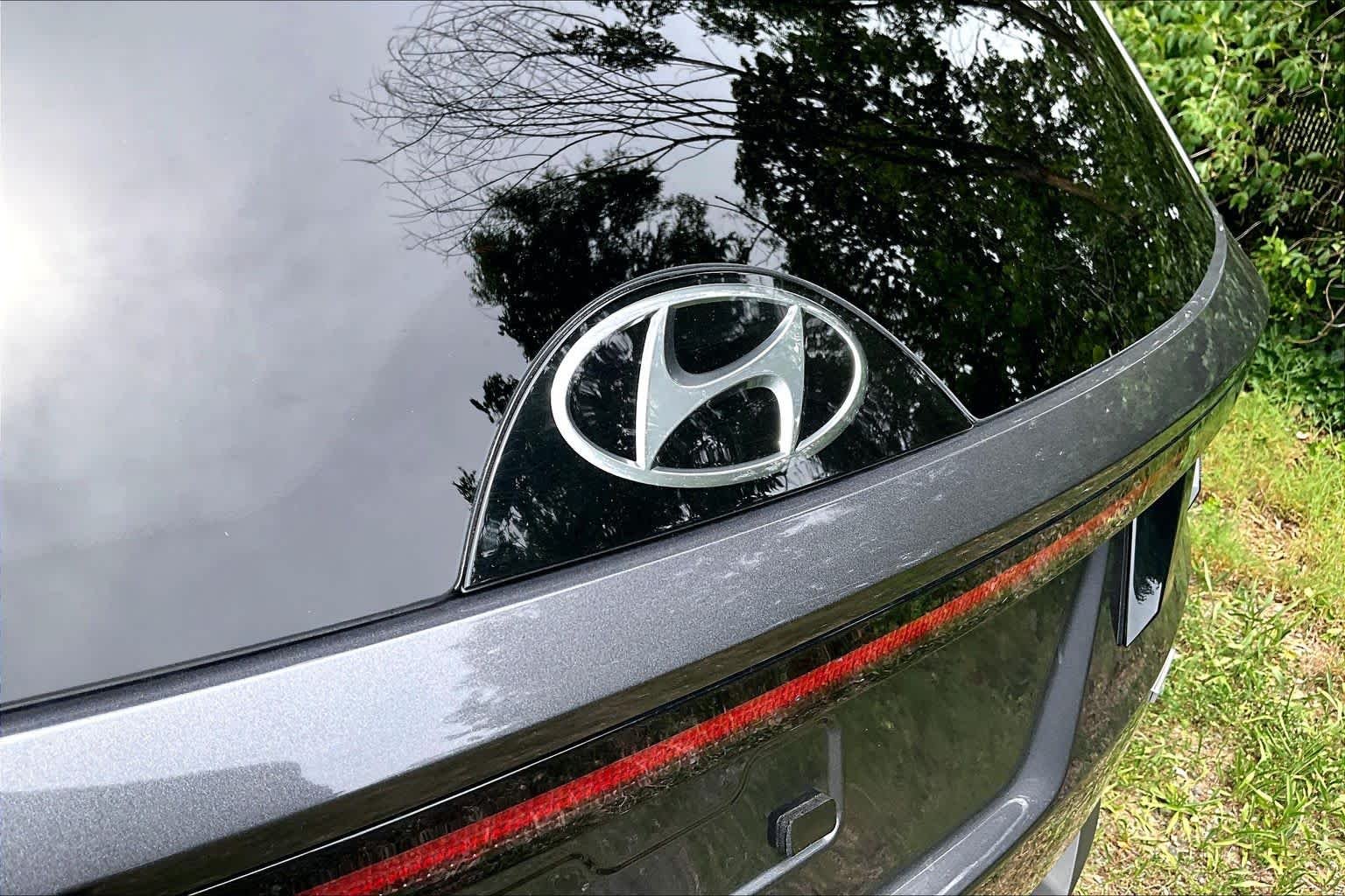 Used 2024 Titan Gray Hyundai XRT image 31