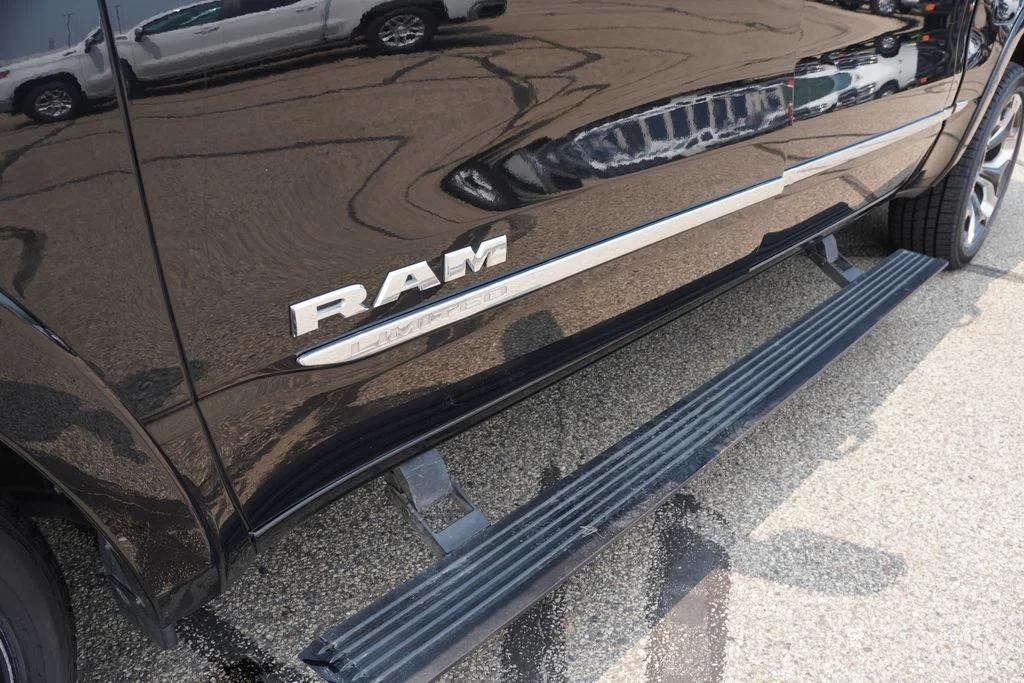 Used 2019 Diamond Black Crystal Pearlcoat Ram Limited image 15