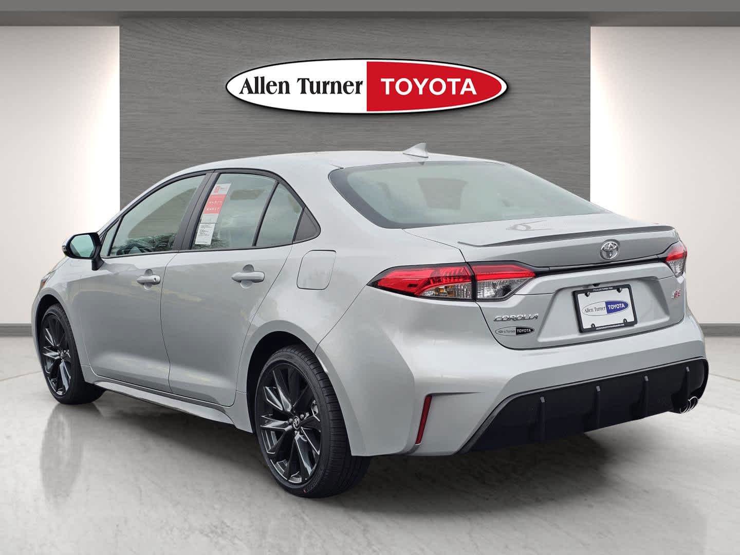 New 2026 Classic Silver Metallic Toyota SE image 5