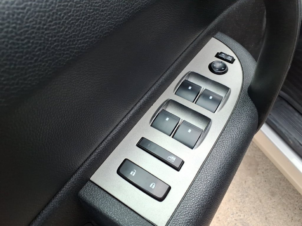 Used 2008 SILVER BIRCH METALLIC Chevrolet LT w/1LT image 17