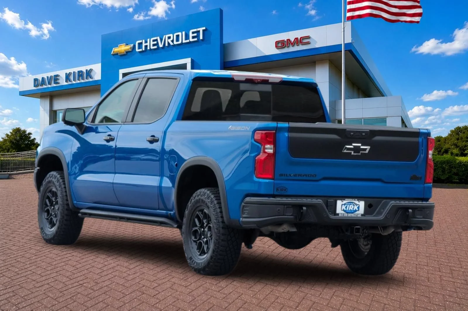 Used 2024 Glacier Blue Metallic Chevrolet ZR2 image 5