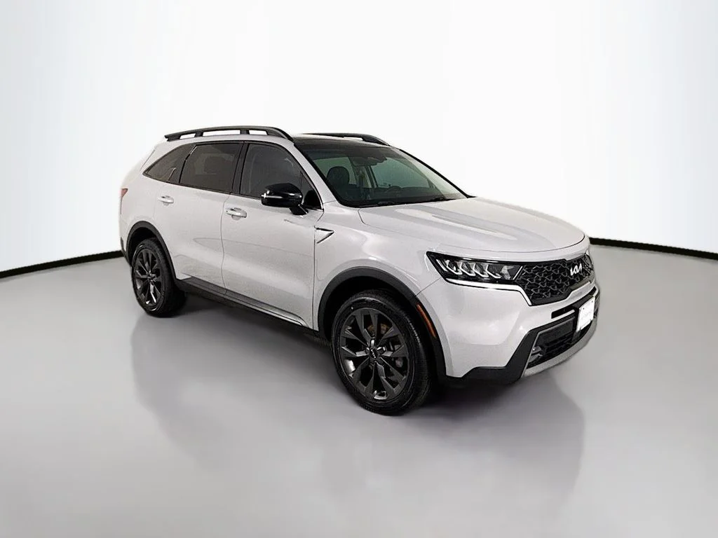 Used 2022 Gray Kia X-Line EX image 7