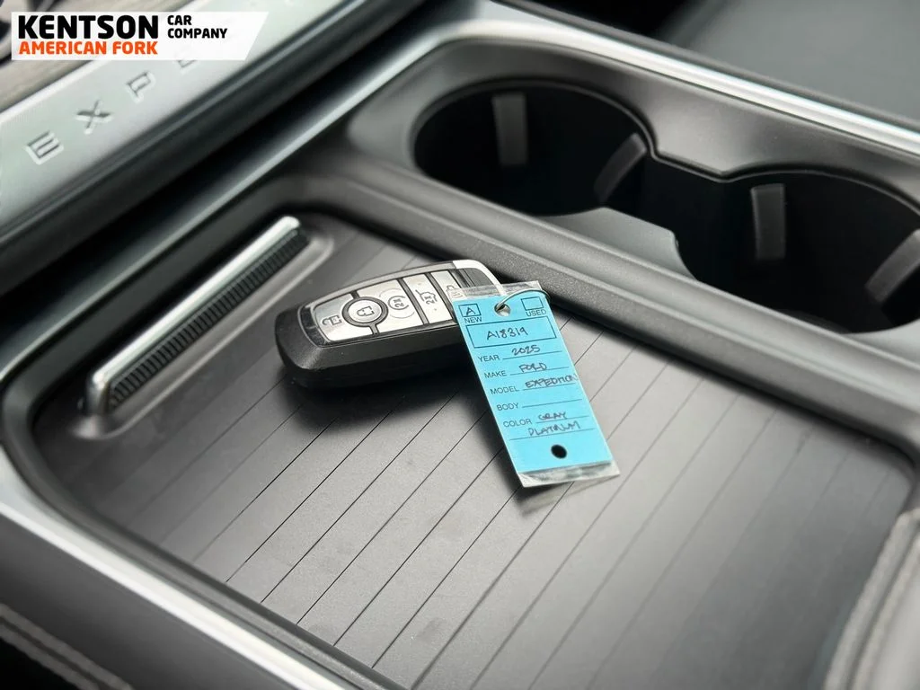 Used 2025 Silver Ford Platinum image 46