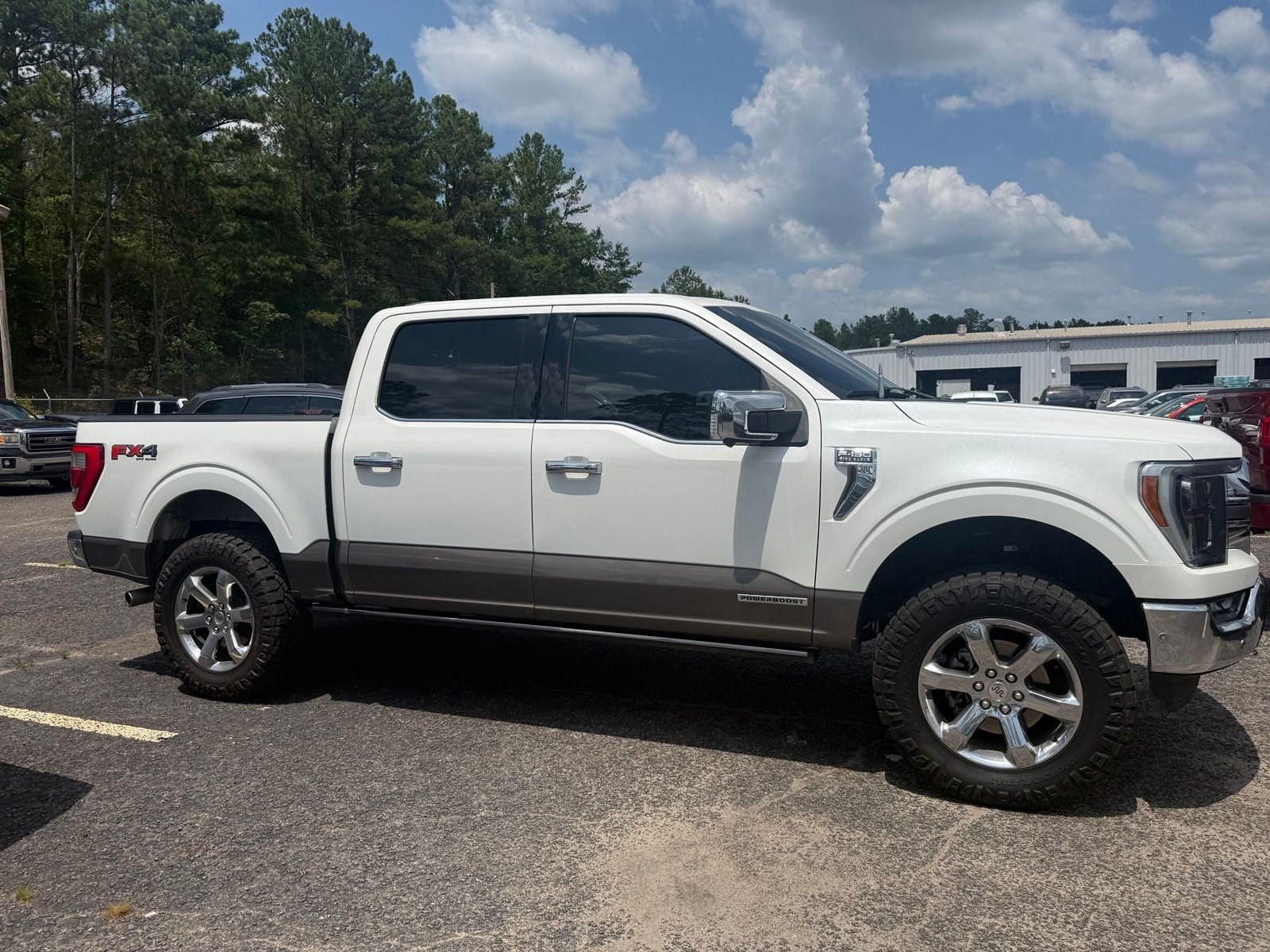Used 2023  Ford King Ranch image 7