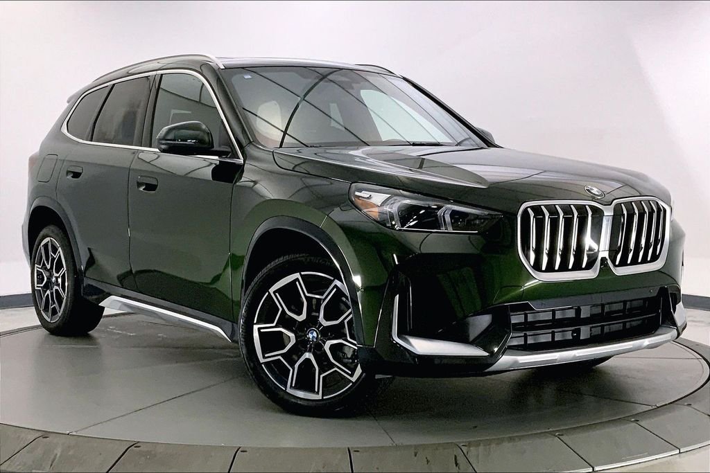 2025 BMW X1 28i