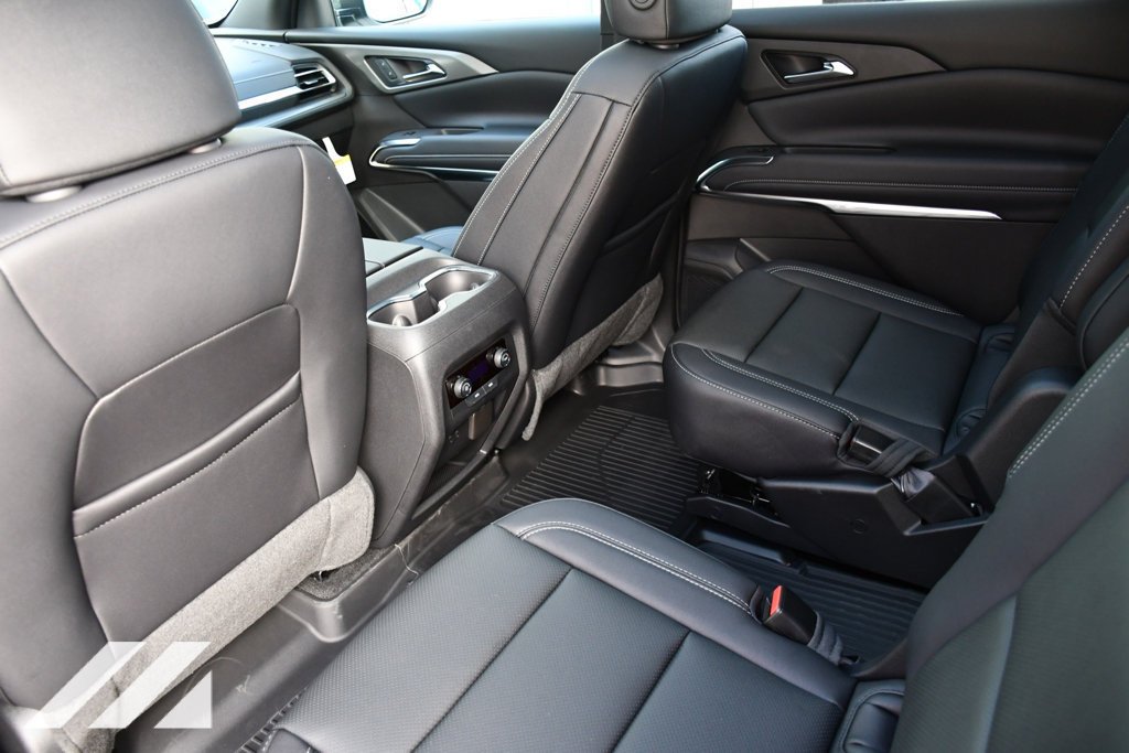 2027 Chevrolet Traverse LT - Photo 24