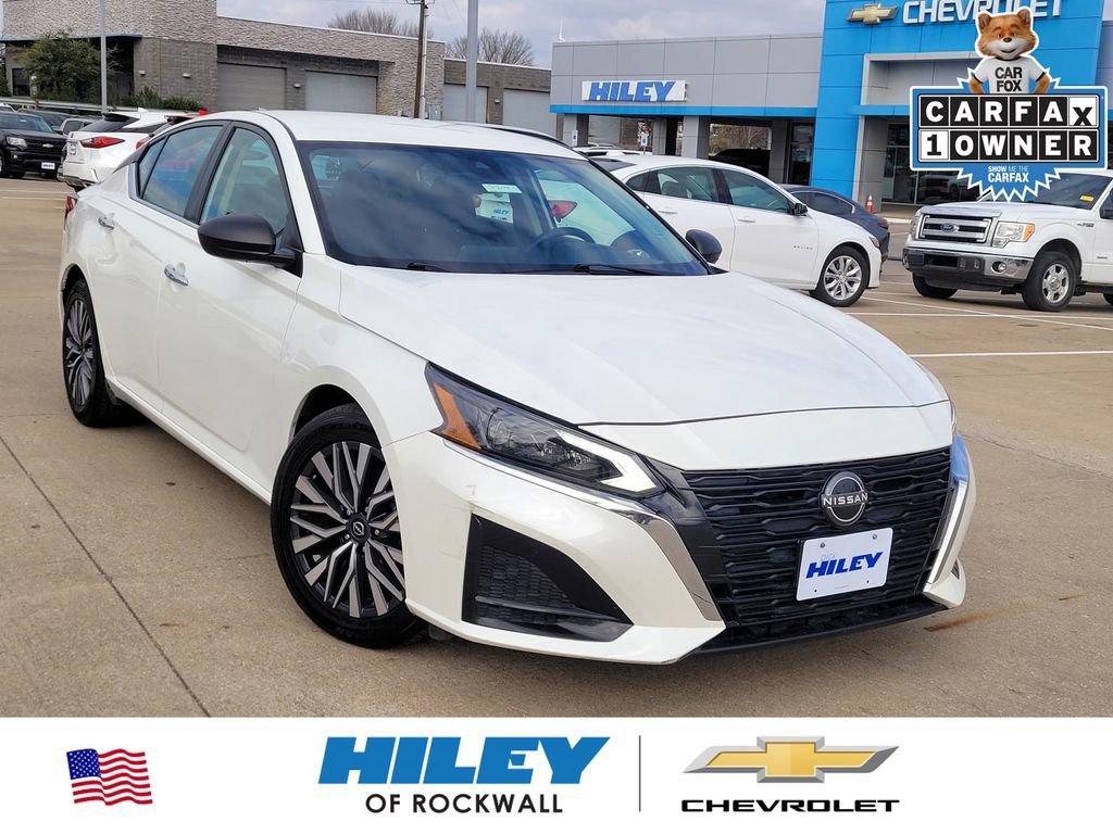 2024 Nissan Altima SV