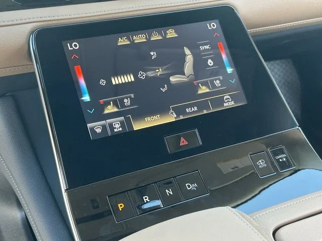 New 2027 RADIANT WHITE INFINITI Luxe 4WD image 30