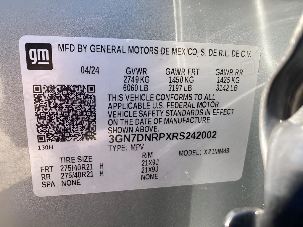 Used 2024 Sterling Gray Metallic Chevrolet RS image 24
