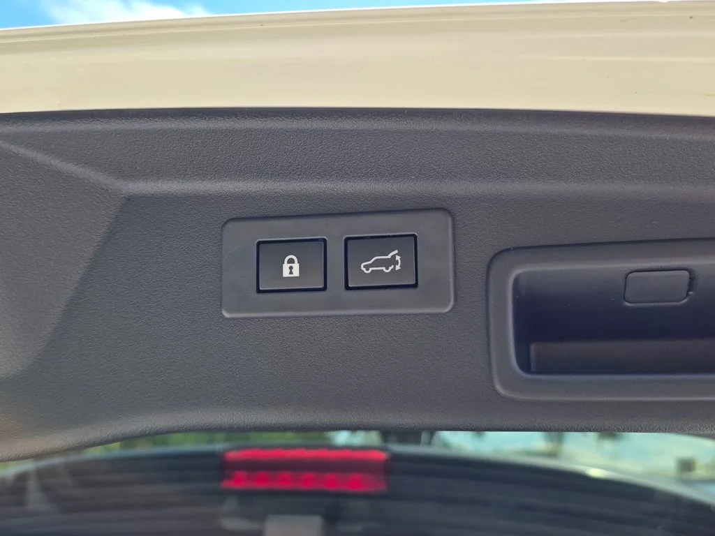 New 2026 White Subaru Touring XT image 10